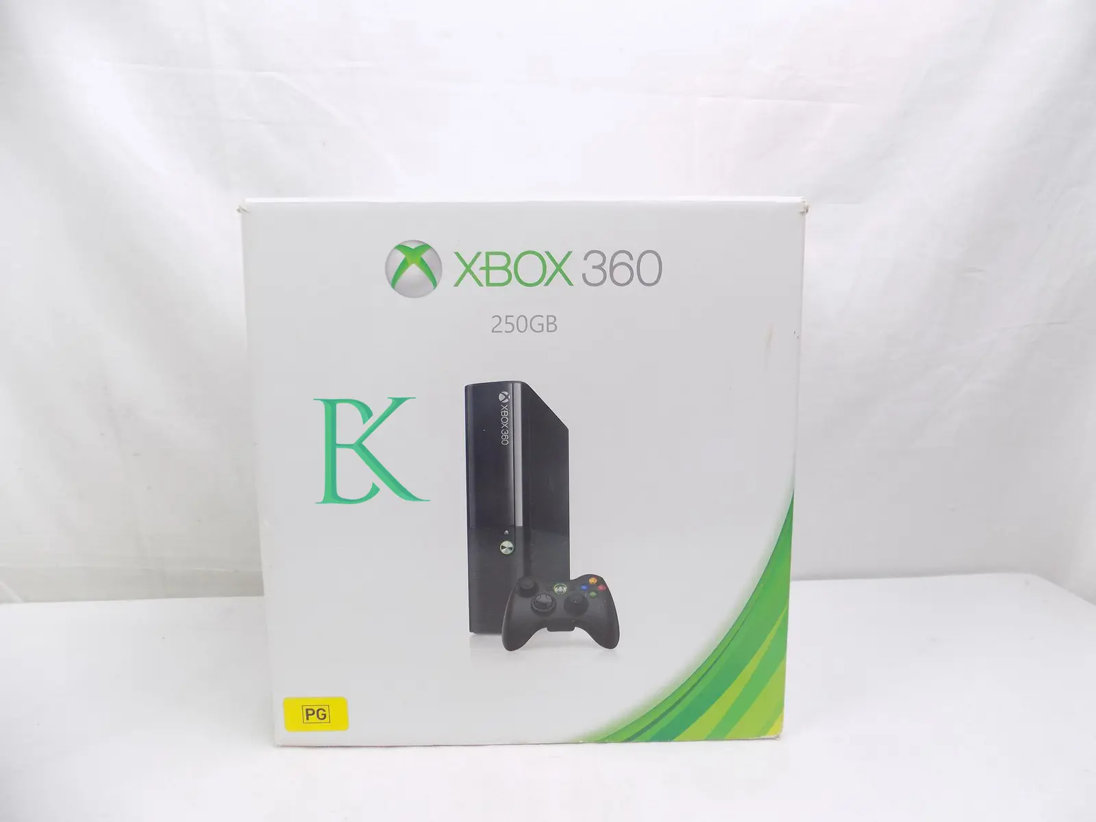 ایکس باکس 360 سوپر اسلیم جیتگ شده تک دسته 250 گیگابایت کارکرده
